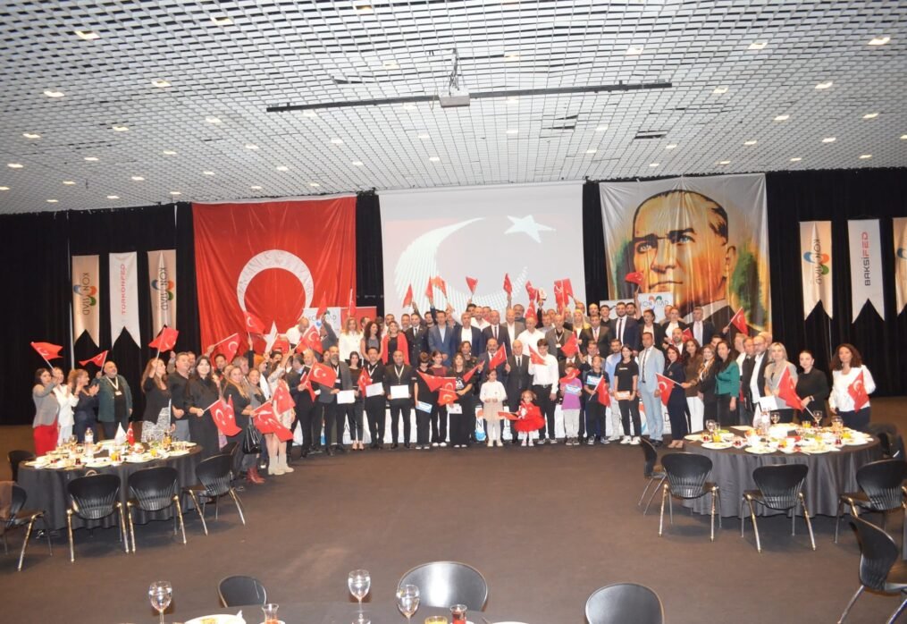 “Sonsuz Cumhuriyet”